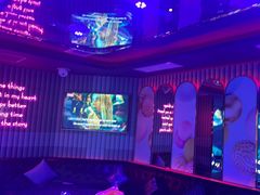 -好乐迪(张扬路八佰伴店)