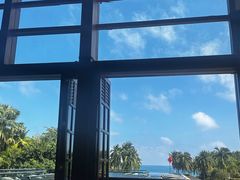-亚龙湾喜来登·美景台大堂吧
