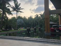 -三亚湾海居铂尔曼度假酒店