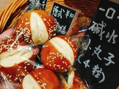 -沁屋面包店(人民东路店)