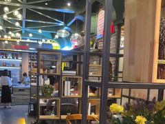 大堂-河坝烧烤串城(金达莱店)