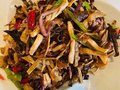 -小厨子私房菜·云南美食店