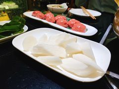 -潮汕三宝鲜牛肉火锅