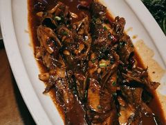 -黄泥岗·地道湖北菜(奥特莱斯店)