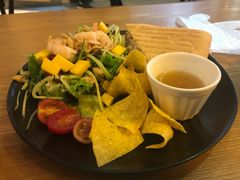 鲜柚芒果沙拉-HELLO 27 意面·沙拉·帕尼尼