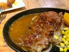 -玛格萝妮(汇智国际商业中心店)