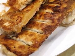 招牌锅贴-大眼锅贴水饺(河东店)