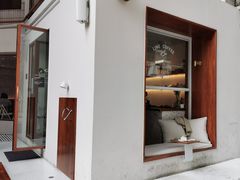 -Line 咖啡(石厦花园店)