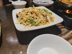 -东口码头·烧鸽子·鱼头泡饼·地方菜(金鹰悦城店)
