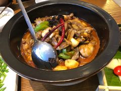 黑松露牛肝菌焖牛蛙-云海肴·汽锅鸡·云南菜(苏州中心店)