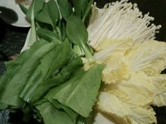 -赶海部落海鲜城(海阳路店)