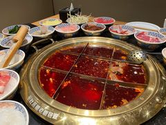 -周小明火锅(黑金冠社区店)