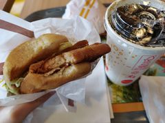 双层原味板烧鸡腿麦满分配脆薯饼-麦当劳(开萝大道店)