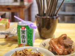 -红猪卤肉饭(大西洋美食城店)