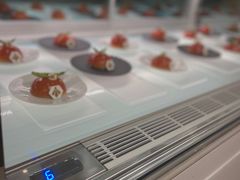 -潮一不贰·法式甜品·生日蛋糕·西式简餐(外滩店)