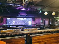 -麦凯伦烧烤·精酿超级工厂店(金桥总店)