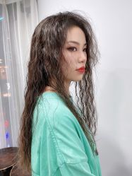 -诗悦发型SALON·圣罗兰店