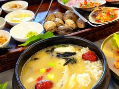 -围炉肉舍•炭烤活鳗•丹东海鲜烤肉(步行街店)