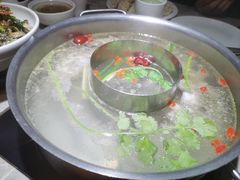 -丽江龙继斑鱼庄(罗宾森购物广场店)