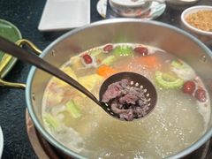 -得意咚瓜·顺德鱼生·冬瓜火锅(深圳首店)