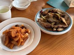-品鲜村农家菜·阳澄湖大闸蟹(总店)