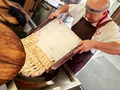 -锅贴大王南翔小笼(临沂二村店)