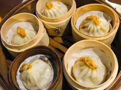 手拆蟹粉小笼汤包-南小馆(迪士尼小镇店)