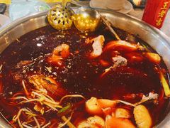 -肖肖酸萝卜鱼火锅(总店)