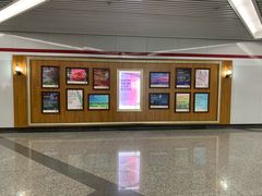 -上海游泳馆(地铁站)