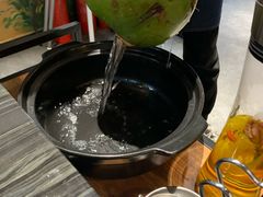 -东椰·海南椰子鸡火锅(朝阳门店)
