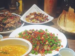-有红鸡毛店·川菜(建设路店)