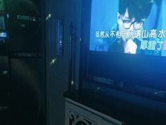 -欢乐迪KTV(南坪上海城店)