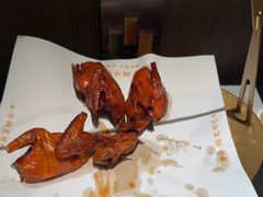 -鸽子侯·家宴·平价海鲜(市图书馆店)