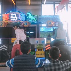 -嗨翻Hi-Fun竞技主题乐园·蹦床团建生日聚会(五棵松华熙店)