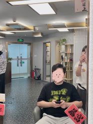 -即型男士理发工作室