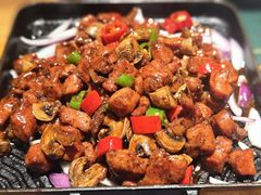 黑椒肉仔粒烧蘑菇-老阿妈蒙古村·蒙古包·草原文化·歌舞表演(老君堂店)