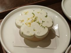 柚子柠檬塔-Ten Olives甜点