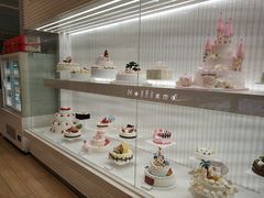 面包甜点陈列柜-好利来(乐堤港店)