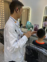 -苏豪美发S A L O N烫发染发
