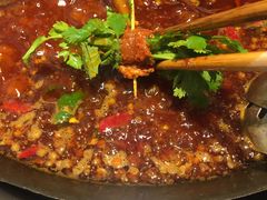 芹菜牛肉-四小区火锅·巷子里的重庆火锅(花照壁店)
