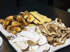 -野菌皇海景野生菌火锅(滨海大道店)
