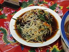 -闯关东东北农家菜(崂山石老人店)