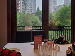 靠窗位-黔蘑菇四季餐厅(观山湖店)