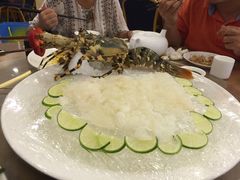 -顺峰渔港中国人的餐厅