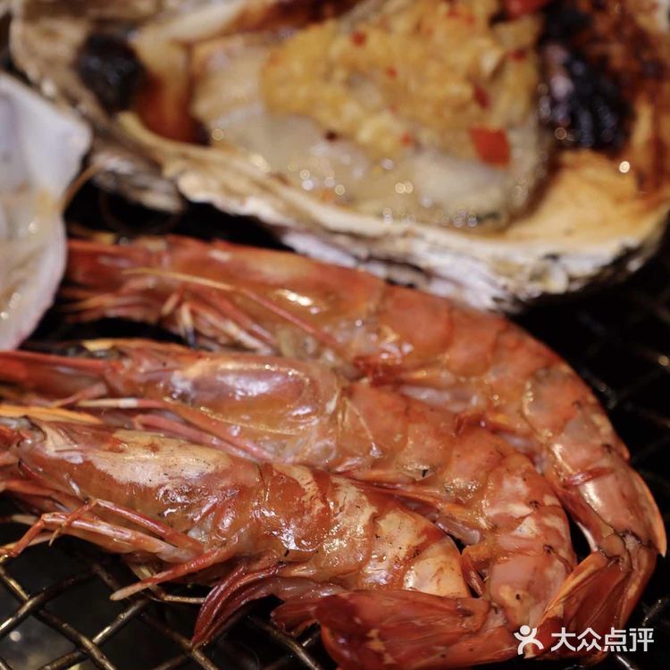 朋友带我体验人均不到100+不限量畅吃的生蚝自助‼️