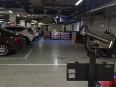 -新华百货商城（新街口物美）-停车场