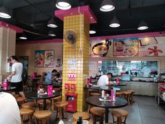 大堂-华辉拉肠(龙口东店)
