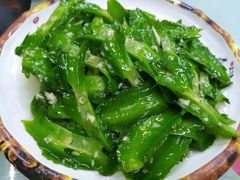 -小辣妹川味海鲜加工店(第一市场椰风巷店)