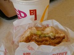 -麦当劳(湛江大厦店)