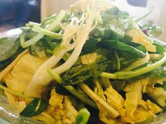 大拌菜-西部马华清真兰州牛肉面·烧烤夜市(关东店)